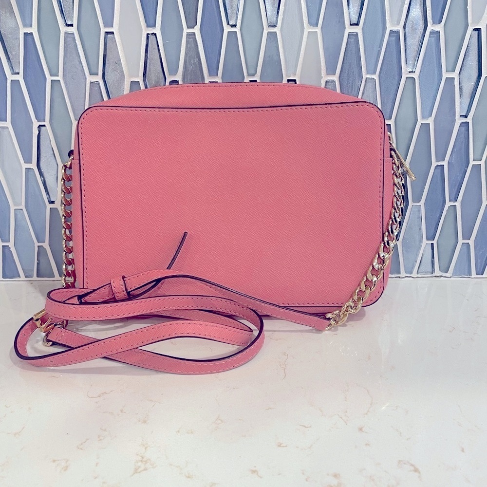 Michael Kors Jet Set Crossbody - Picture 2 of 5